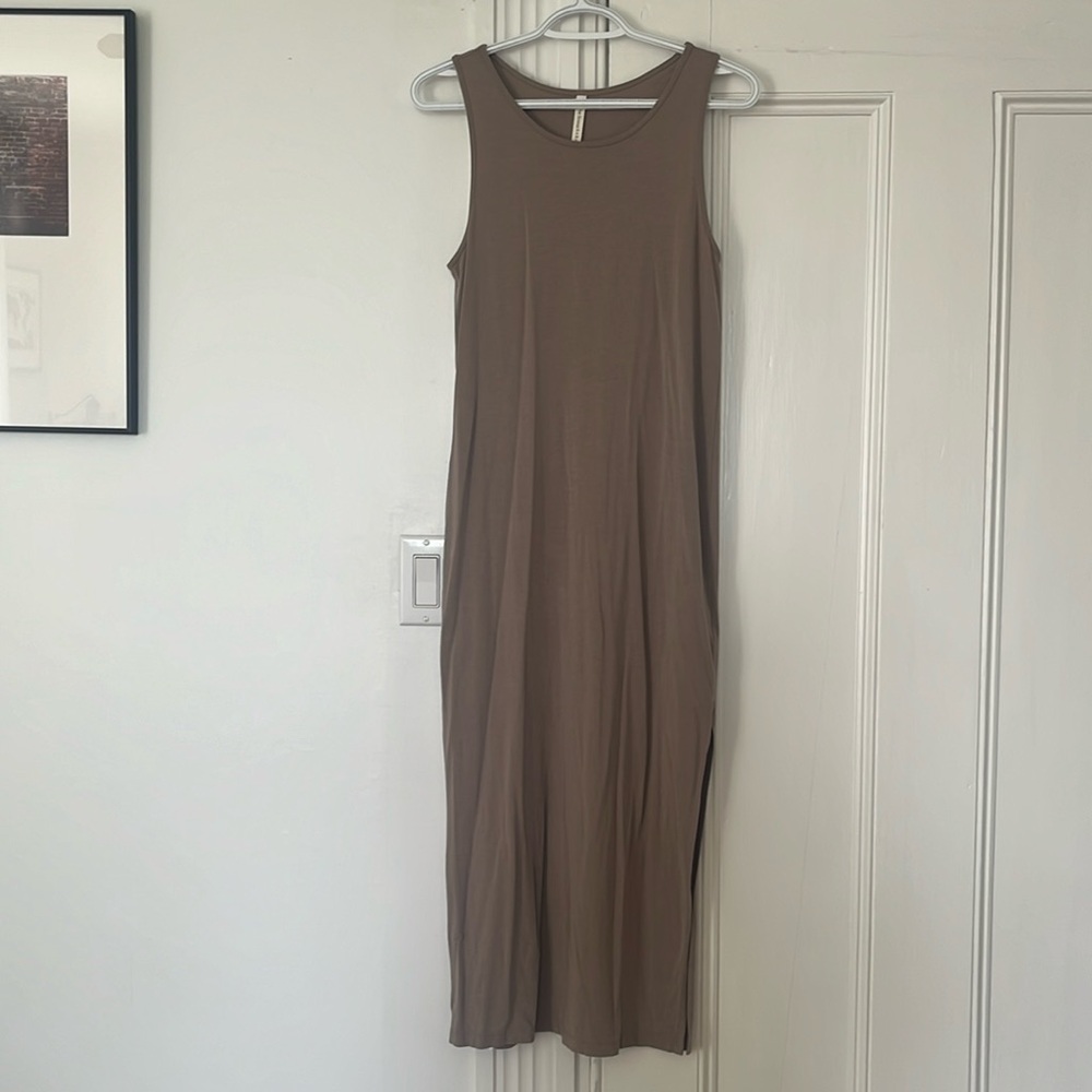 Babaton midi dress